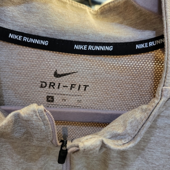 Nike Dri-Fit Running Quarter Zip Pullover - Picture 3 of 5